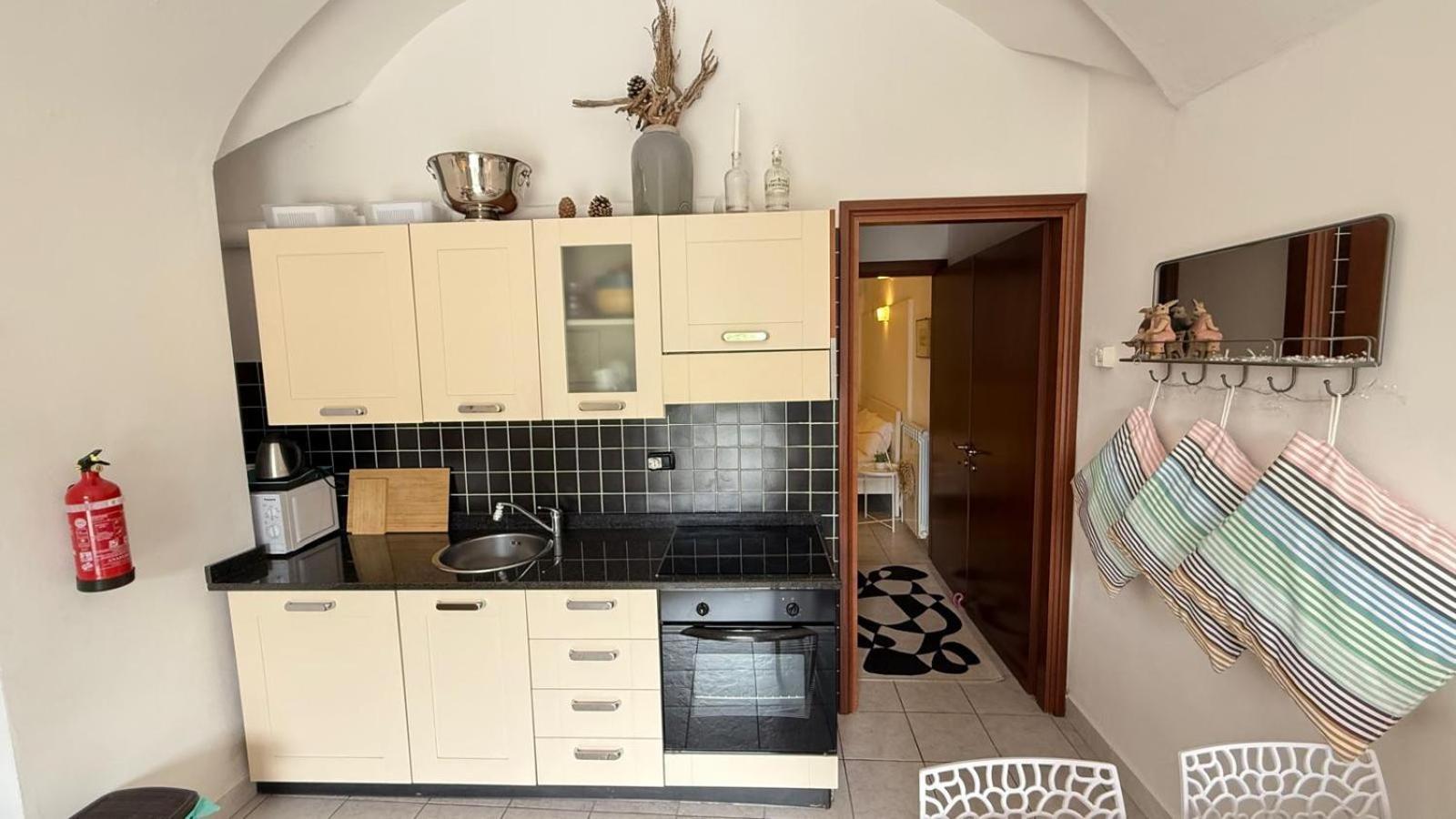 1-Bedroom Apartment Bello Posto Acquaseria Εξωτερικό φωτογραφία